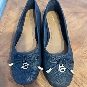 Náutica women’s flats size 7.5